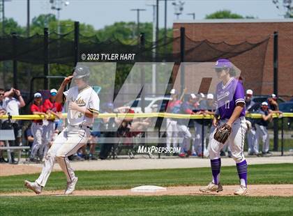 Thumbnail 3 in Brownsburg vs. Avon (IHSAA 4A Sectional 12 Semi-final) photogallery.