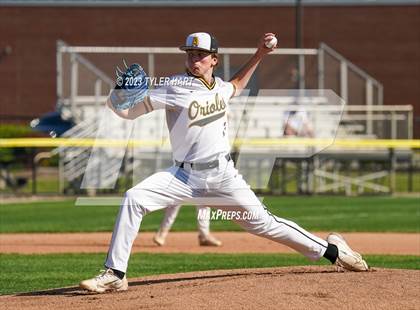 Thumbnail 2 in Brownsburg vs. Avon (IHSAA 4A Sectional 12 Semi-final) photogallery.