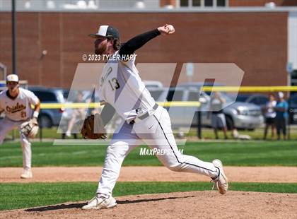 Thumbnail 3 in Brownsburg vs. Avon (IHSAA 4A Sectional 12 Semi-final) photogallery.