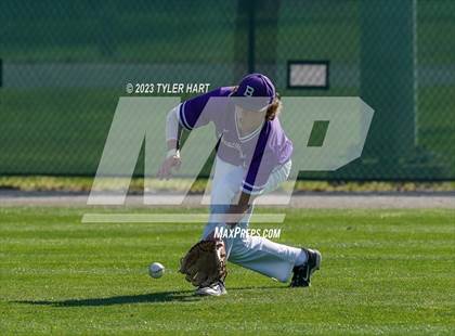 Thumbnail 1 in Brownsburg vs. Avon (IHSAA 4A Sectional 12 Semi-final) photogallery.