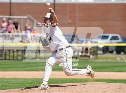 Thumbnail 3 in Brownsburg vs. Avon (IHSAA 4A Sectional 12 Semi-final) photogallery.