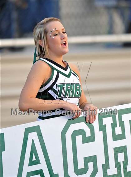Thumbnail 1 in Texas vs. Waxahachie (Texas 4A Division I Region II Area Playoffs) photogallery.