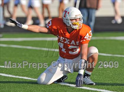Thumbnail 1 in Texas vs. Waxahachie (Texas 4A Division I Region II Area Playoffs) photogallery.