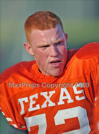 Thumbnail 1 in Texas vs. Waxahachie (Texas 4A Division I Region II Area Playoffs) photogallery.