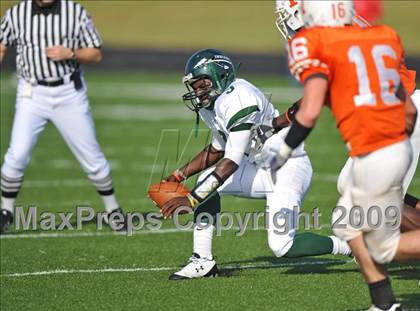 Thumbnail 3 in Texas vs. Waxahachie (Texas 4A Division I Region II Area Playoffs) photogallery.