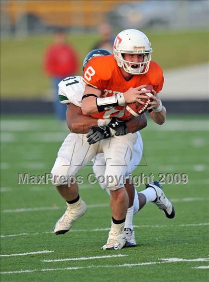Thumbnail 2 in Texas vs. Waxahachie (Texas 4A Division I Region II Area Playoffs) photogallery.