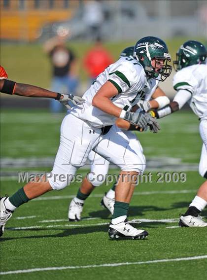 Thumbnail 2 in Texas vs. Waxahachie (Texas 4A Division I Region II Area Playoffs) photogallery.