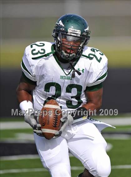 Thumbnail 1 in Texas vs. Waxahachie (Texas 4A Division I Region II Area Playoffs) photogallery.