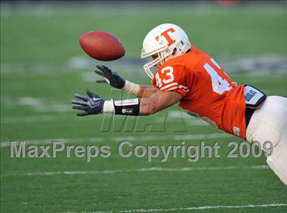 Thumbnail 1 in Texas vs. Waxahachie (Texas 4A Division I Region II Area Playoffs) photogallery.