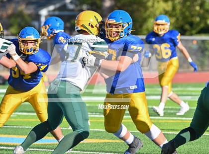 Thumbnail 3 in Vanden @ Foothill photogallery.