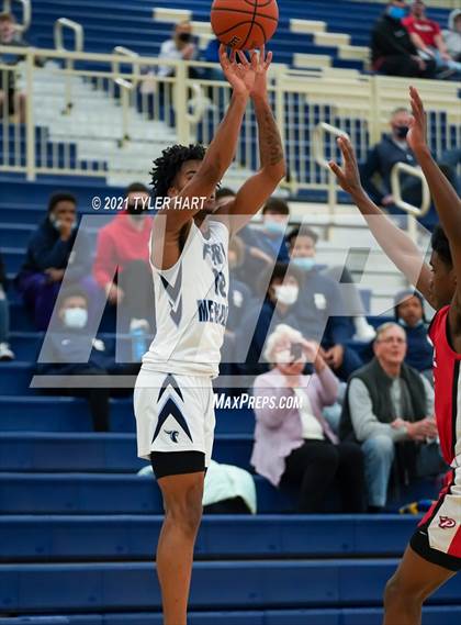 Thumbnail 3 in Pike vs. Perry Meridian (IHSAA 4A Sectional Round 1) photogallery.