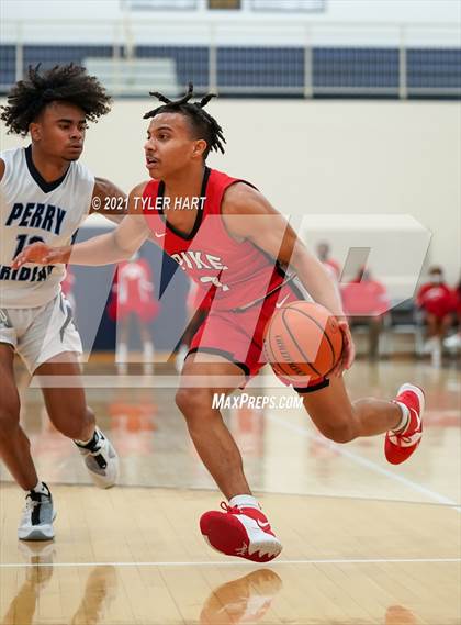 Thumbnail 2 in Pike vs. Perry Meridian (IHSAA 4A Sectional Round 1) photogallery.
