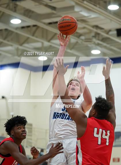 Thumbnail 1 in Pike vs. Perry Meridian (IHSAA 4A Sectional Round 1) photogallery.