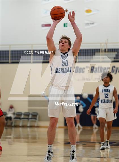 Thumbnail 2 in Pike vs. Perry Meridian (IHSAA 4A Sectional Round 1) photogallery.