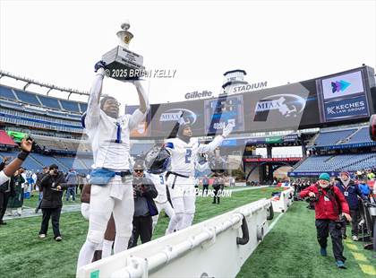 Thumbnail 3 in West Boylston vs Randolph (MIAA Division 8 Final) photogallery.