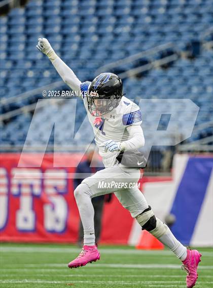 Thumbnail 3 in West Boylston vs Randolph (MIAA Division 8 Final) photogallery.