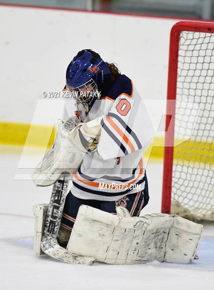 Thumbnail 3 in Cheshire @ Lyman Hall (SCC D2 Semifinal) photogallery.