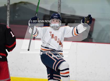 Thumbnail 3 in Cheshire @ Lyman Hall (SCC D2 Semifinal) photogallery.