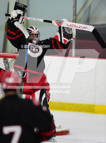 Thumbnail 1 in Cheshire @ Lyman Hall (SCC D2 Semifinal) photogallery.
