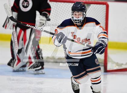 Thumbnail 2 in Cheshire @ Lyman Hall (SCC D2 Semifinal) photogallery.