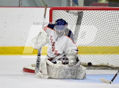 Thumbnail 2 in Cheshire @ Lyman Hall (SCC D2 Semifinal) photogallery.