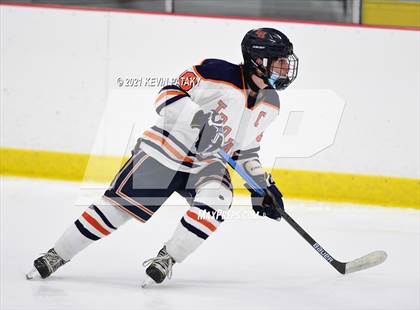 Thumbnail 1 in Cheshire @ Lyman Hall (SCC D2 Semifinal) photogallery.
