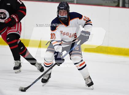 Thumbnail 2 in Cheshire @ Lyman Hall (SCC D2 Semifinal) photogallery.
