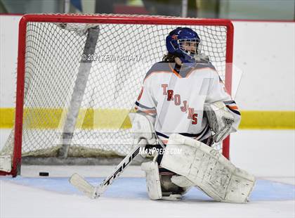 Thumbnail 3 in Cheshire @ Lyman Hall (SCC D2 Semifinal) photogallery.
