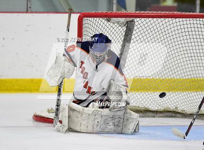 Thumbnail 3 in Cheshire @ Lyman Hall (SCC D2 Semifinal) photogallery.