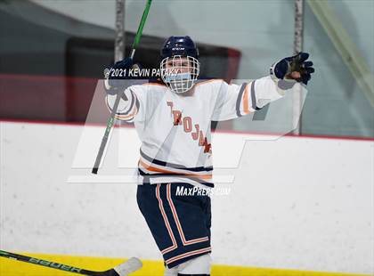 Thumbnail 1 in Cheshire @ Lyman Hall (SCC D2 Semifinal) photogallery.