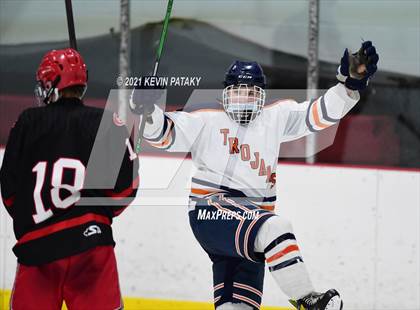 Thumbnail 2 in Cheshire @ Lyman Hall (SCC D2 Semifinal) photogallery.