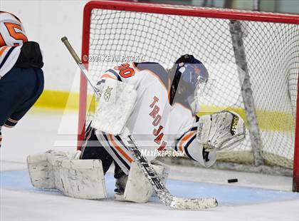 Thumbnail 2 in Cheshire @ Lyman Hall (SCC D2 Semifinal) photogallery.
