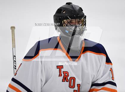 Thumbnail 2 in Cheshire @ Lyman Hall (SCC D2 Semifinal) photogallery.