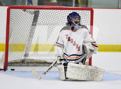 Thumbnail 2 in Cheshire @ Lyman Hall (SCC D2 Semifinal) photogallery.