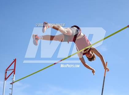 Thumbnail 3 in NYSPHAA Outdoor Track & Field Championship (Pole Vault) photogallery.