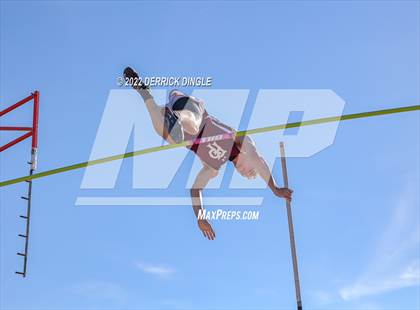 Thumbnail 2 in NYSPHAA Outdoor Track & Field Championship (Pole Vault) photogallery.