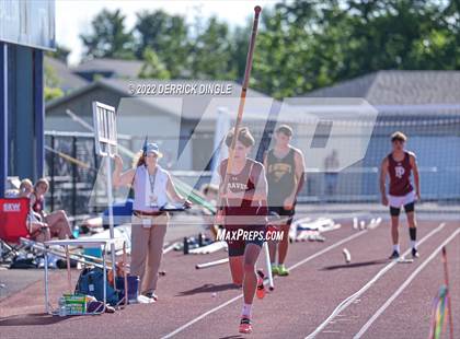 Thumbnail 3 in NYSPHAA Outdoor Track & Field Championship (Pole Vault) photogallery.