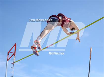 Thumbnail 1 in NYSPHAA Outdoor Track & Field Championship (Pole Vault) photogallery.