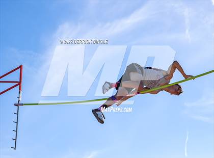 Thumbnail 2 in NYSPHAA Outdoor Track & Field Championship (Pole Vault) photogallery.