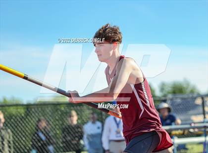 Thumbnail 2 in NYSPHAA Outdoor Track & Field Championship (Pole Vault) photogallery.