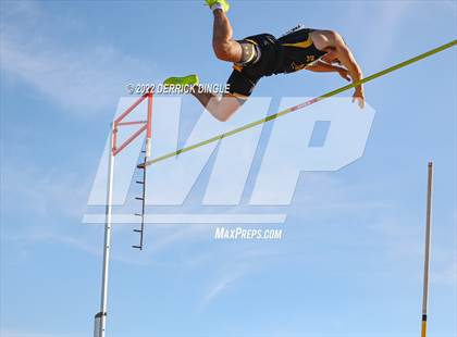 Thumbnail 2 in NYSPHAA Outdoor Track & Field Championship (Pole Vault) photogallery.