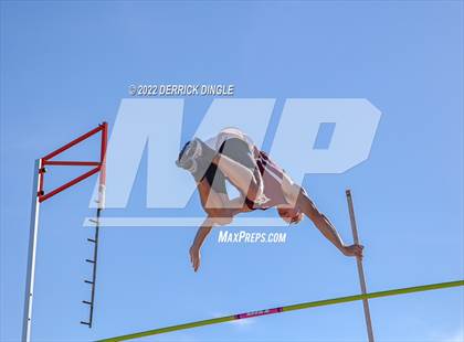 Thumbnail 1 in NYSPHAA Outdoor Track & Field Championship (Pole Vault) photogallery.