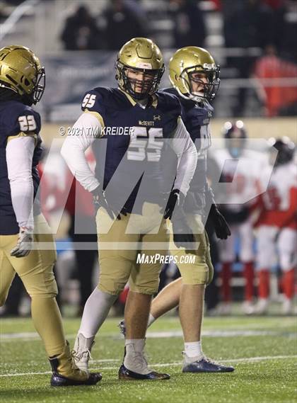 Thumbnail 3 in Bishop McDevitt vs. Aliquippa (PIAA 4A Final) photogallery.
