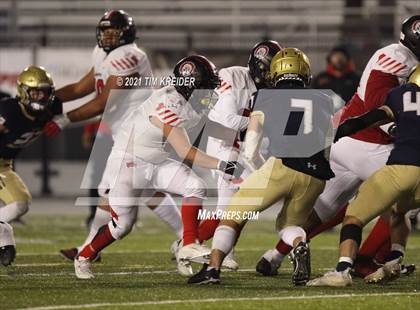 Thumbnail 3 in Bishop McDevitt vs. Aliquippa (PIAA 4A Final) photogallery.
