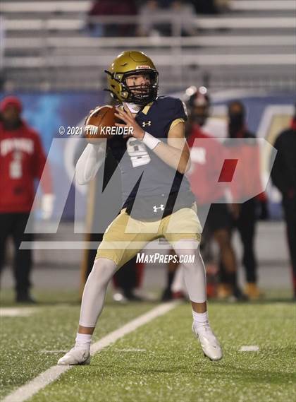 Thumbnail 1 in Bishop McDevitt vs. Aliquippa (PIAA 4A Final) photogallery.