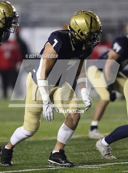 Thumbnail 1 in Bishop McDevitt vs. Aliquippa (PIAA 4A Final) photogallery.