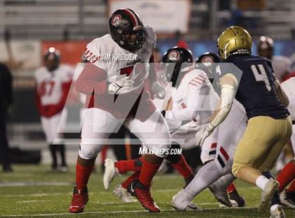Thumbnail 3 in Bishop McDevitt vs. Aliquippa (PIAA 4A Final) photogallery.