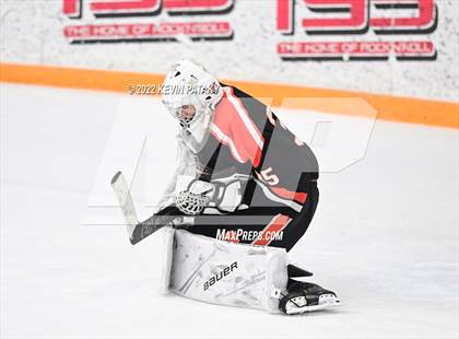 Thumbnail 2 in Ridgefield vs. Fairfield Warde/Ludlowe (FCIAC D1 Final) photogallery.