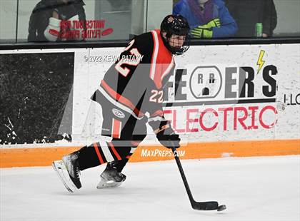 Thumbnail 2 in Ridgefield vs. Fairfield Warde/Ludlowe (FCIAC D1 Final) photogallery.