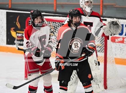 Thumbnail 1 in Ridgefield vs. Fairfield Warde/Ludlowe (FCIAC D1 Final) photogallery.